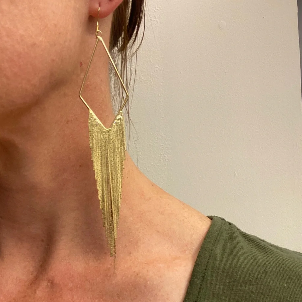 New: gold statement earrings - Picture 2 of 3